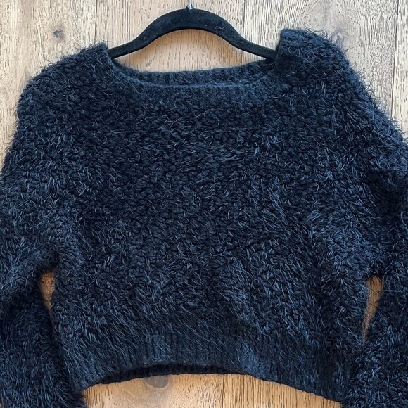 Bycorpus Cropped Black Fuzzy Sweater - Size XS - Picture 3 of 6